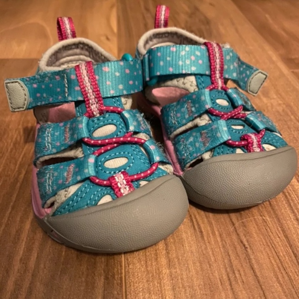 Keen shoes